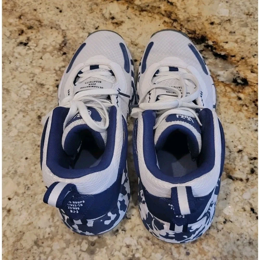 Adidas D.O.N Issue #3 Team Crew Men's 10 White Navy Blue Donovan Mitchell DON